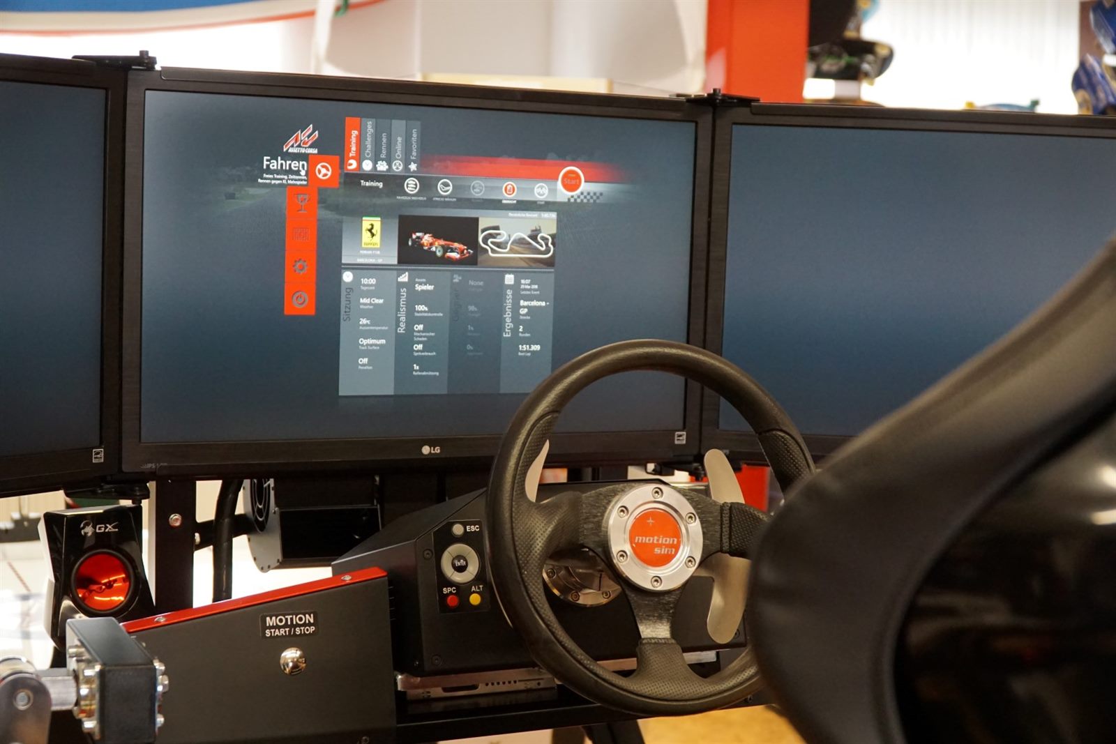 Full-Motion-Rennsimulator